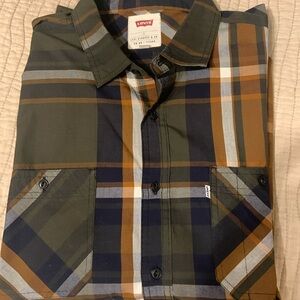 Levi’s shirt